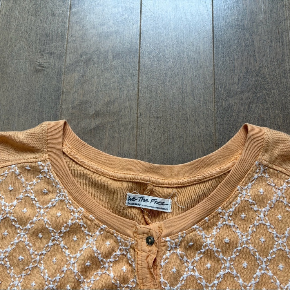 We The Free Peach Button-Up Top - Picture 2 of 7